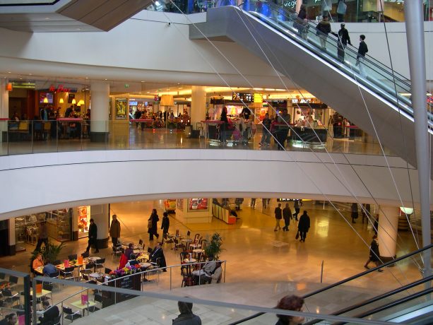  centre commercial les Quatre Temps, plusieurs étages